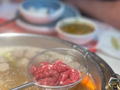 -左庭右院鲜牛肉火锅(金山万达店)