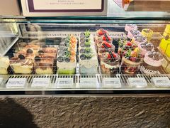 -W COLLECTIVE  DESSERT SHOP