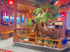 -李春秋驴肉火烧总店