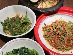 -屋里饭菜·湘菜馆(火车站店)