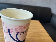 -瑞幸咖啡(宝华国际广场店)