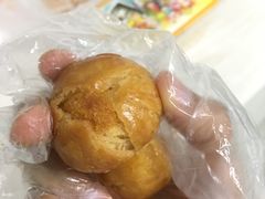 蛋黄肉松酥-赞记龙凤礼饼(广州市二宫向群宾馆店)