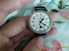 -亨吉利世界名表中心(华润万象城店)