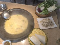 -陈大锅·岳阳鱼馆·地道岳阳菜(美食街店)