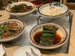 -大中华希尔顿酒店-念自助餐·嗨啤·小龙虾
