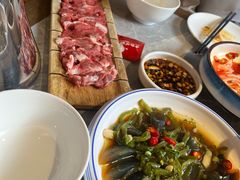 -野山舂·贵州现舂酸汤牛肉(民生路店)