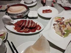 -湖庭壹品鸭王·传统北京烤鸭·别墅私房菜·庭院宵夜(江宁店)