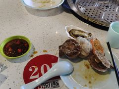 -巧克力渔家.小船海鲜胶东菜(万平口店)