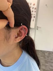 -AI艾耳·专业手工耳洞·穿孔美学馆