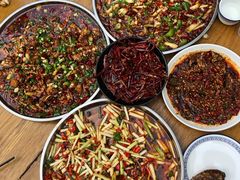 -邱金小炒·30 年盐帮江湖菜(自贡店)
