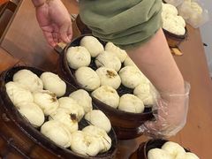 -舒小笼松针小笼包