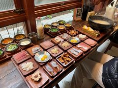 -银米·云南传统过桥米线(双廊黑金冠店)