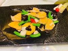 -骏莱海鲜鱼港(五角场店)