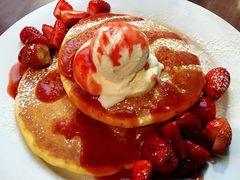 -Pancakes on the rocks(Darling Harbour)