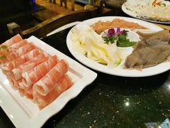 -百年川椒重庆老火锅(光谷店)