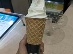 酸奶冰激凌-江大后街