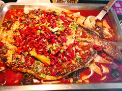 -鸣记脆皮烤鱼·海鲜烤鱼(三八广场店)