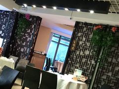 大堂-山泉公馆酒家(广州东站店)