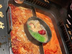 -老牌坊云南鱼豆花火锅(哈西万达店)
