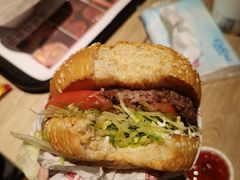 -The Habit Burger Grill 哈比特汉堡(复兴soho店)