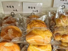 -雀食面包店(钟楼店)