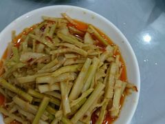 -天乐农家鱼头王(天目湖店)