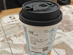 -霸王茶姬(云杉奥莱店)