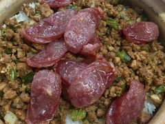 鹅乸腊肠煲仔饭-阳江河堤老牌曾记美食