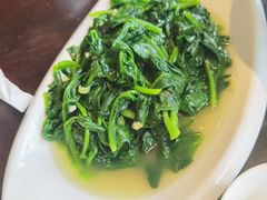 -赶海部落海鲜城(海阳路店)