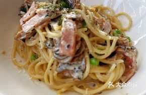 Creamy Bacon Whole Wheat Pasta
