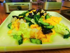 -亿江南新概念融合美食餐厅(管仲老街店)