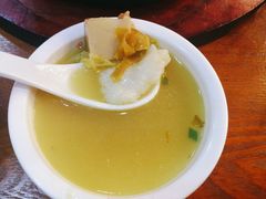 -周鱼小馆石锅酸菜鱼(活力汇店)