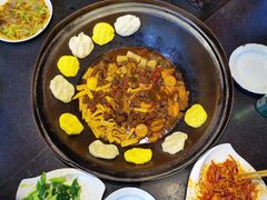 -缘福乡村铁锅炖民宿(八达岭店)