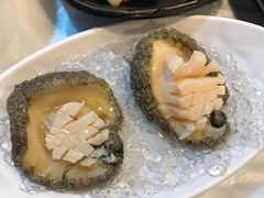 鲍鱼-鲜入围煮花胶鸡海鲜火锅
