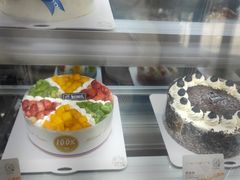 -皇冠幸福里动物奶油生日蛋糕(万达店)