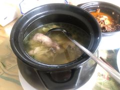 砂锅土鸡汤-文娟土菜馆(天柱山店)