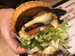 -The Habit Burger Grill 哈比特汉堡(复兴soho店)
