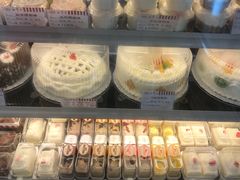 -红宝石·鲜奶小方·海派西点房(浦三店)