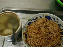 -高师傅特色米粉汤包(建设路店)
