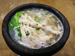 -丽华叶儿粑总汇