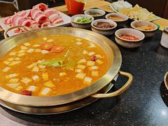 -顶顶汤火牛排火锅·经典铜锅涮肉