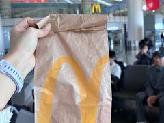 -麦当劳(鄂尔多斯机场店)