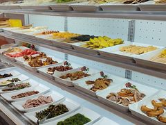 -哈尔滨小酒馆·鲜肉现穿自助烧烤(康新花园店)