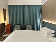 -杭州滨江宝龙城华美达酒店