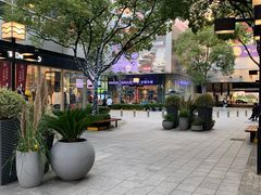 -巴黎贝甜(大宁国际商业广场店)