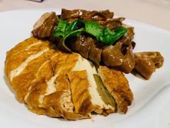 -匠心牛公馆·潮汕牛肉海鲜火锅(索菲特店)