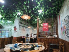 大堂-三里屯土灶炖公鸡地锅鸡(江东店)