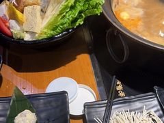 -呷哺呷哺(星光天地店)