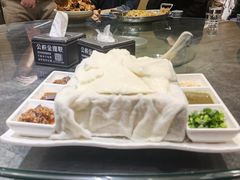 -95号酱骨·一块豆腐(展春园西路店)