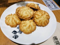 -ZING COFFEE 镜咖啡